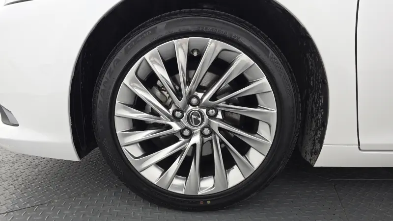 Lexus ES300h
