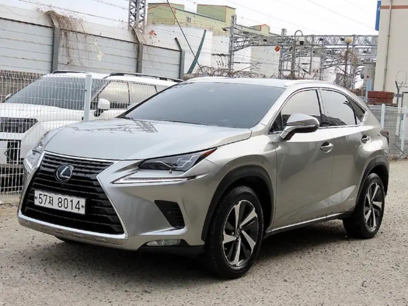 Lexus NX300h