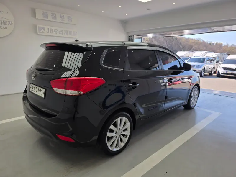 Kia Carens