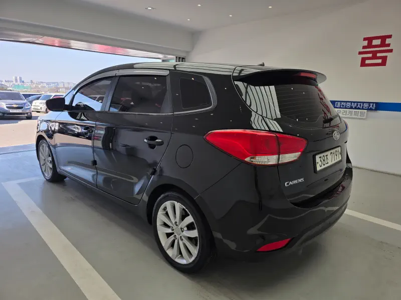 Kia Carens