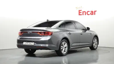 Renault SM6