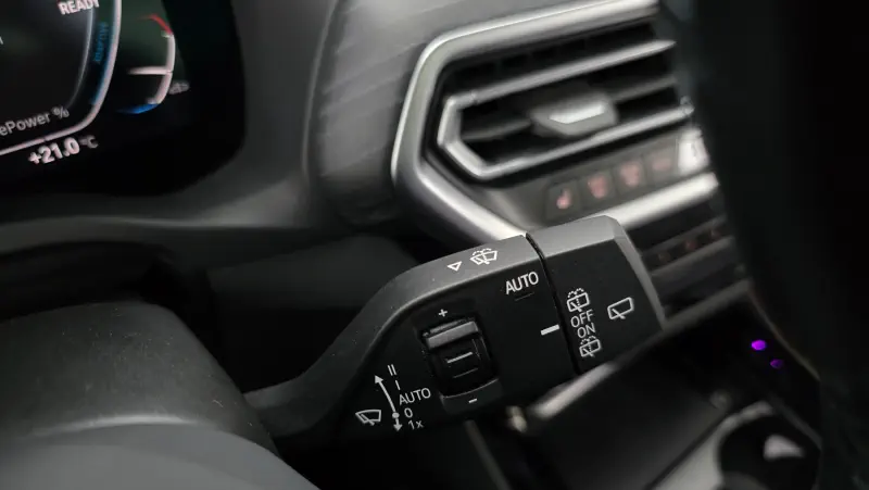 BMW iX3