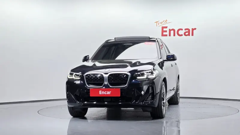 BMW iX3