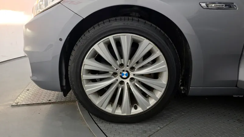 BMW 5-Series Gran Turismo