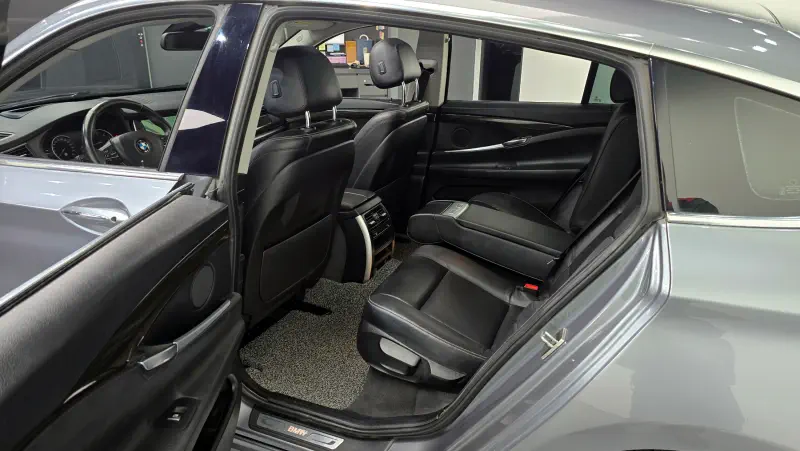 BMW 5-Series Gran Turismo