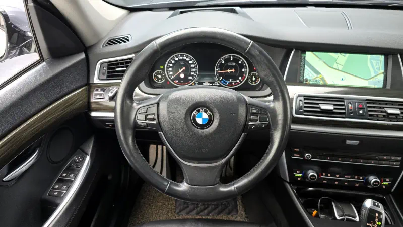 BMW 5-Series Gran Turismo