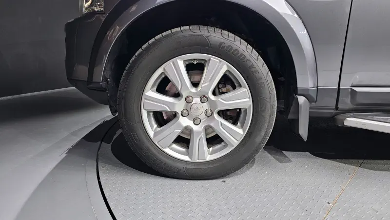 Land Rover DISCOVERY