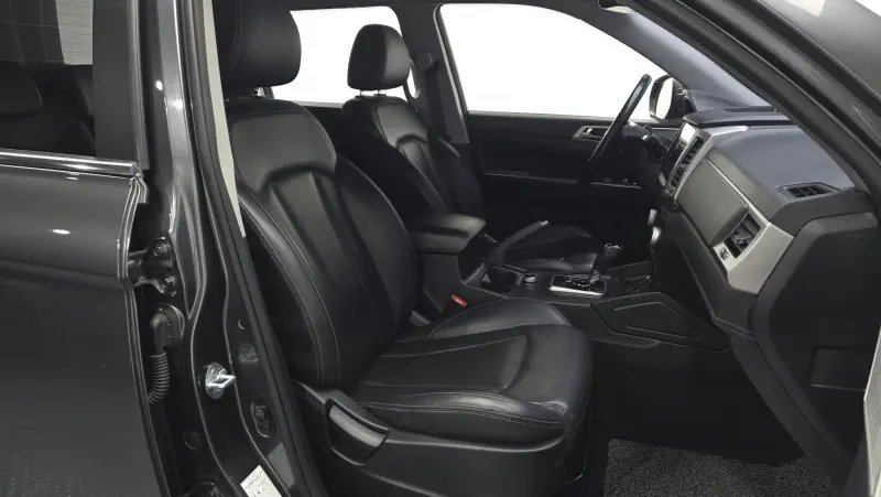 SsangYong Rexton Sports