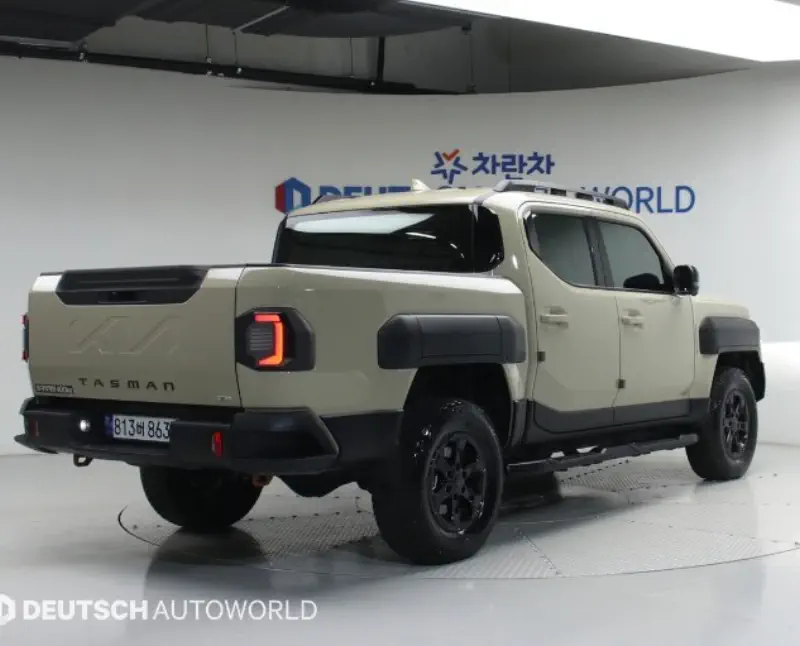 Kia Tasman