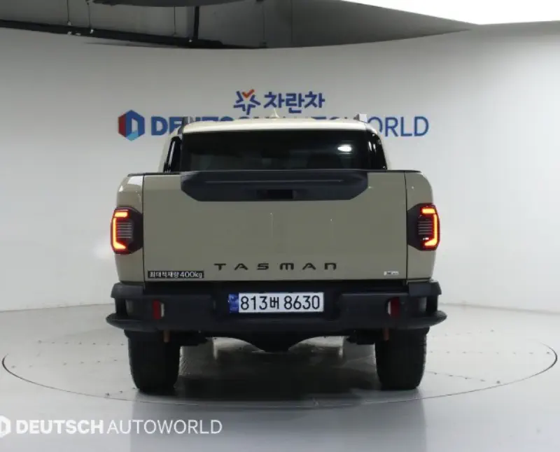 Kia Tasman