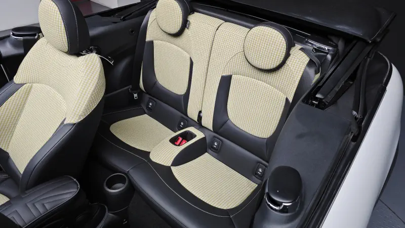 MINI Cooper Convertible