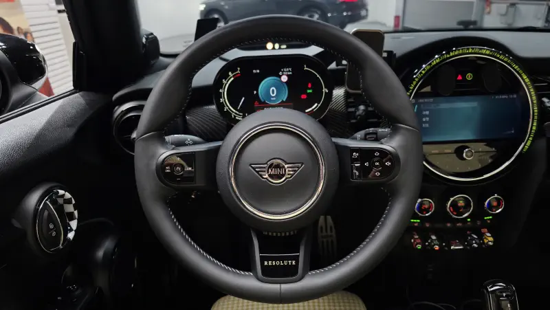 MINI Cooper Convertible