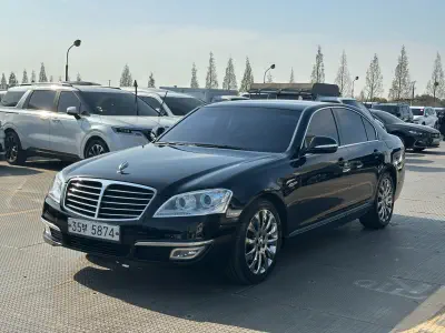 SsangYong Chairman W