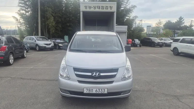 Hyundai Grand Starex