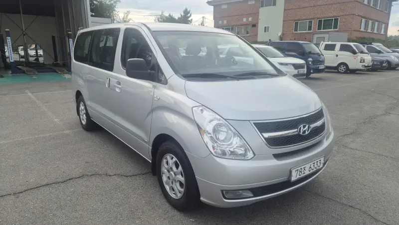 Hyundai Grand Starex