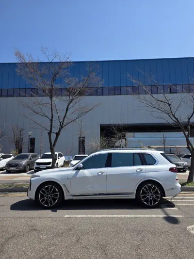 BMW X7