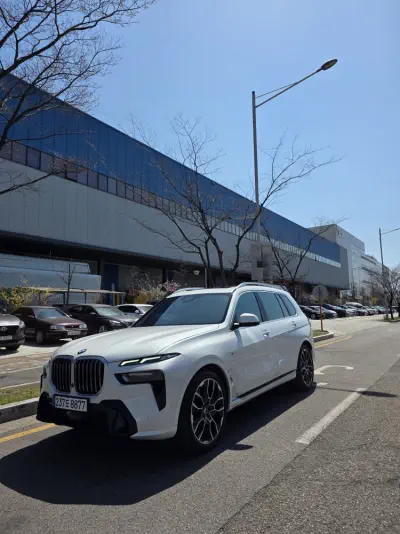 BMW X7
