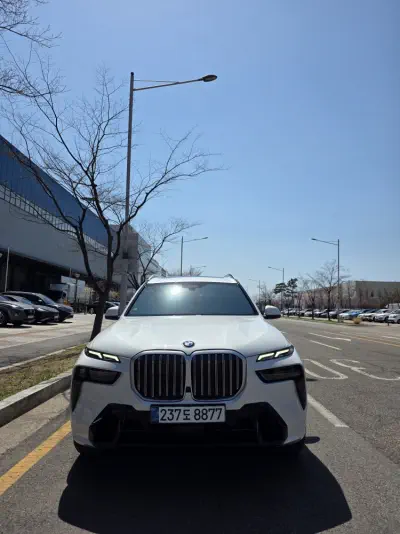 BMW X7