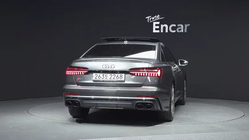 Audi S6