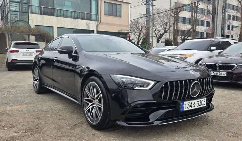 Mercedes-Benz AMG GT