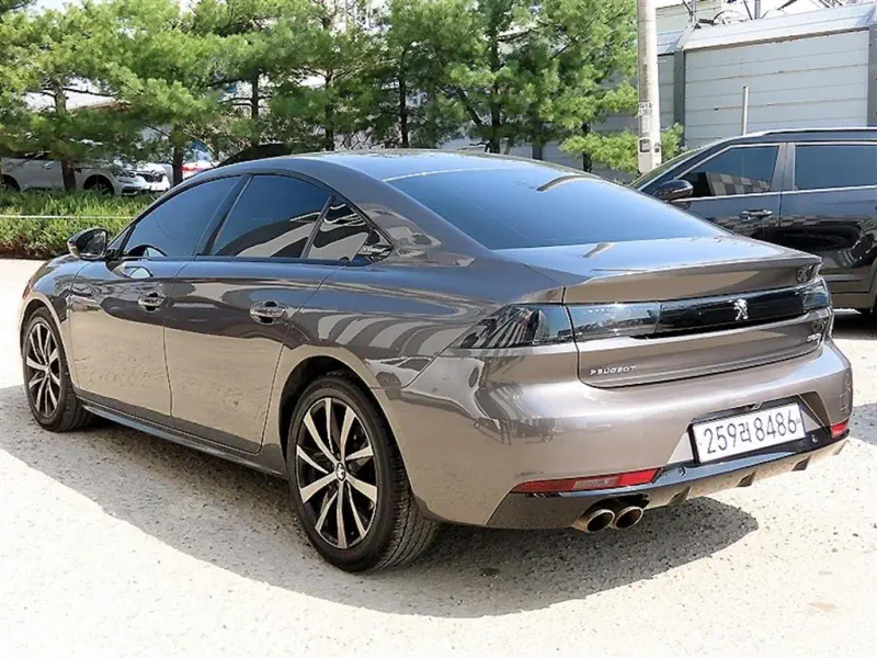 Peugeot 508