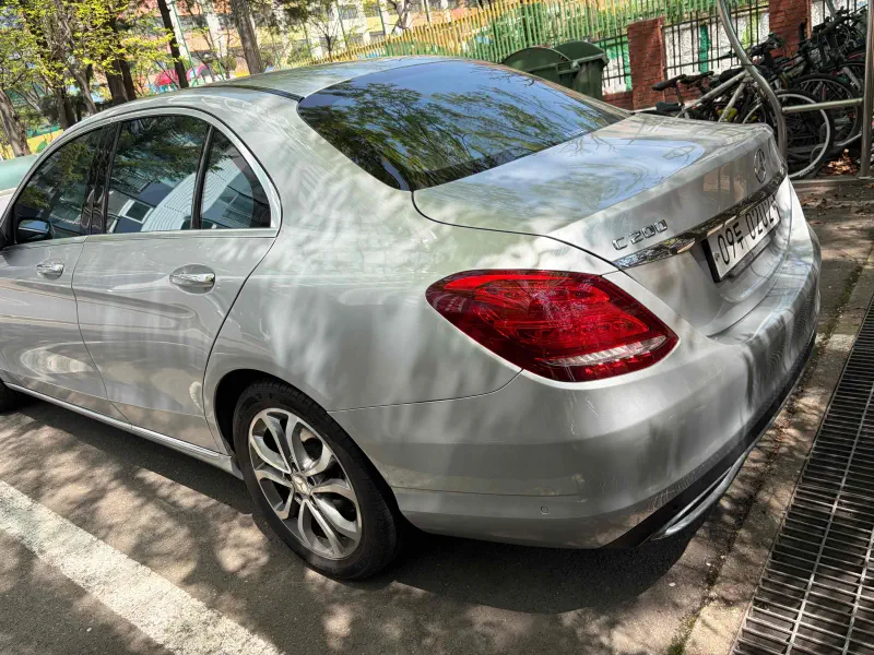 Mercedes-Benz C-Class