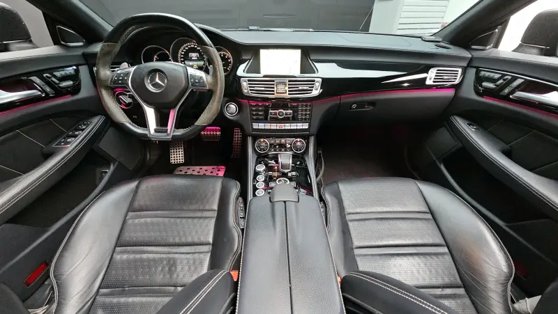 Mercedes-Benz CLS-Class