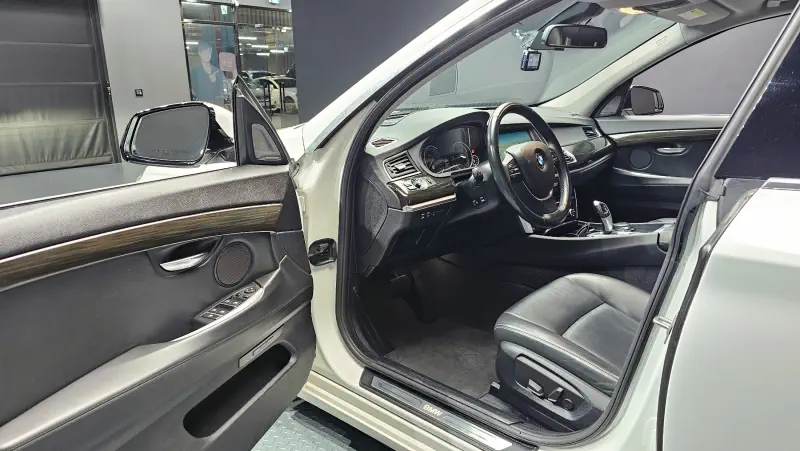 BMW 5-Series Gran Turismo