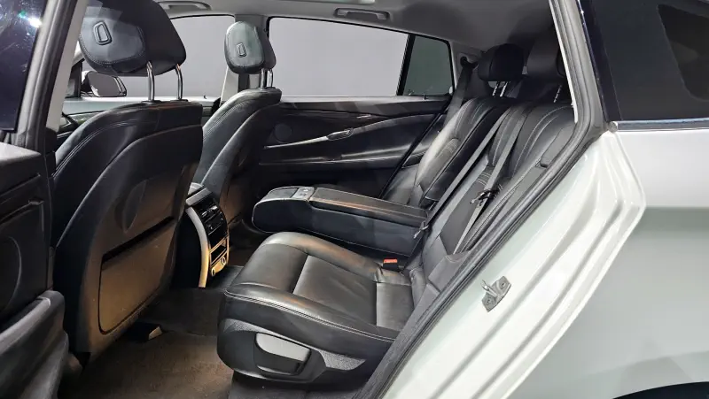 BMW 5-Series Gran Turismo