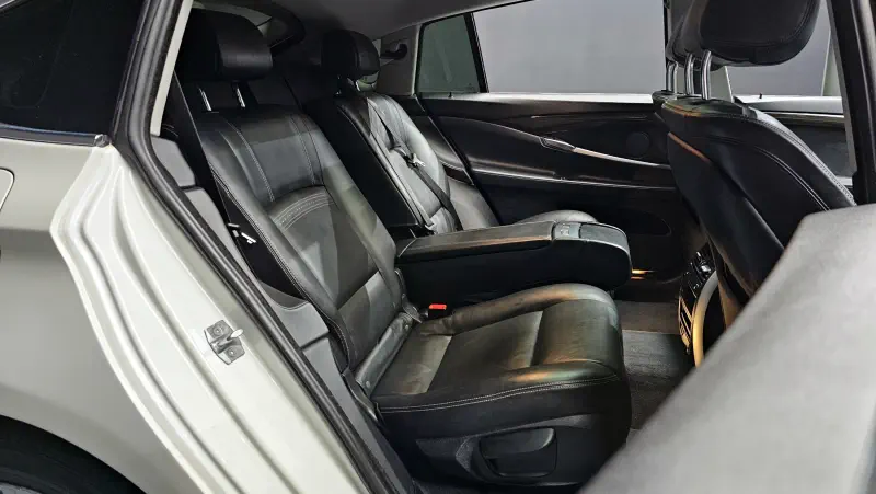 BMW 5-Series Gran Turismo