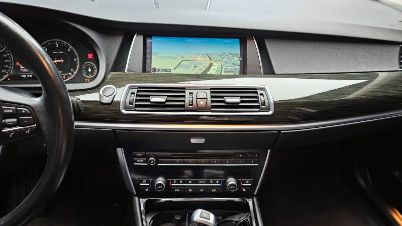 BMW 5-Series Gran Turismo