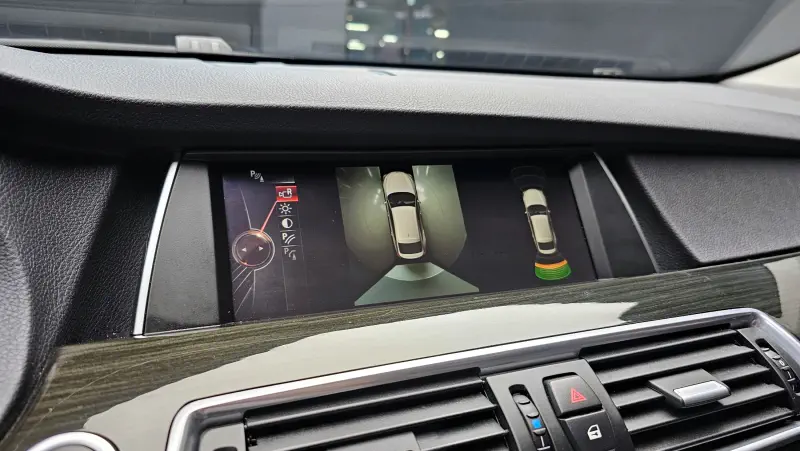 BMW 5-Series Gran Turismo