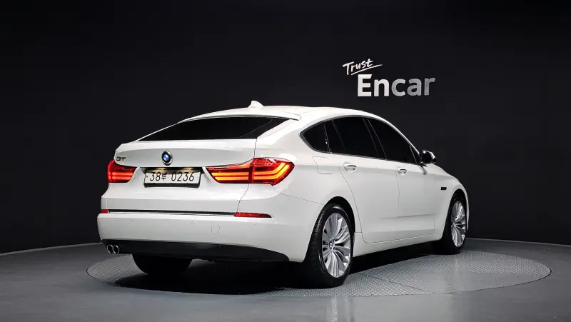 BMW 5-Series Gran Turismo