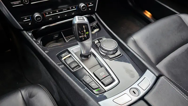 BMW 5-Series Gran Turismo