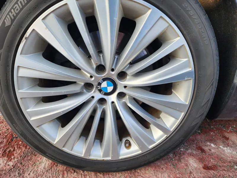 BMW 5-Series Gran Turismo