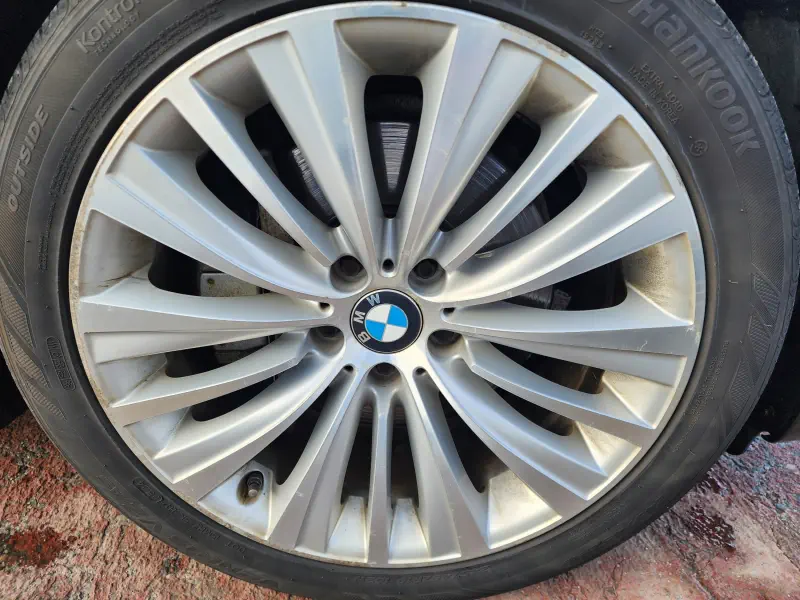 BMW 5-Series Gran Turismo