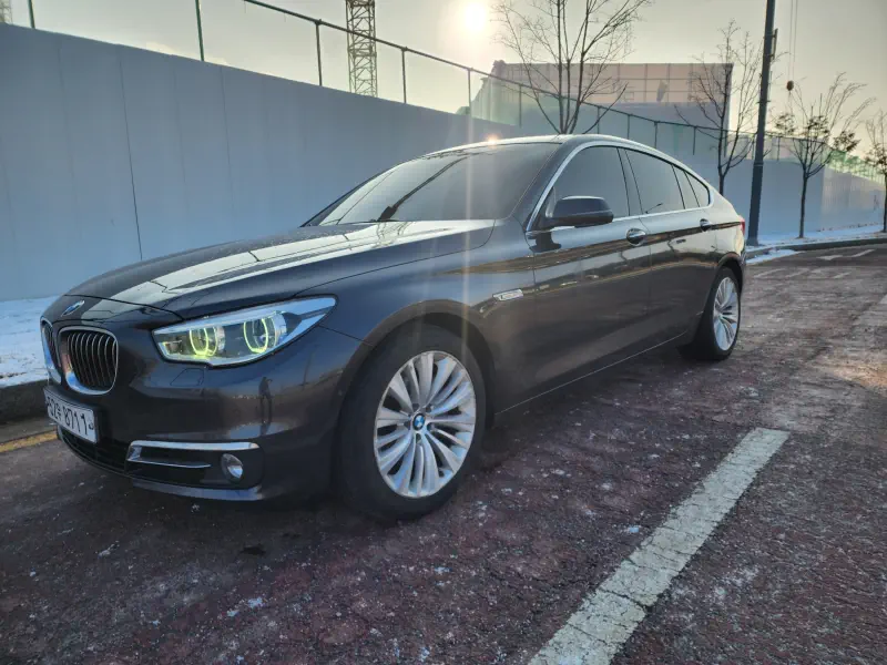 BMW 5-Series Gran Turismo