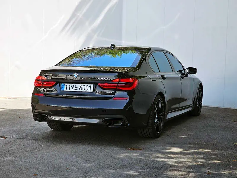 BMW 7-Series