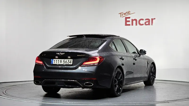 Genesis G70
