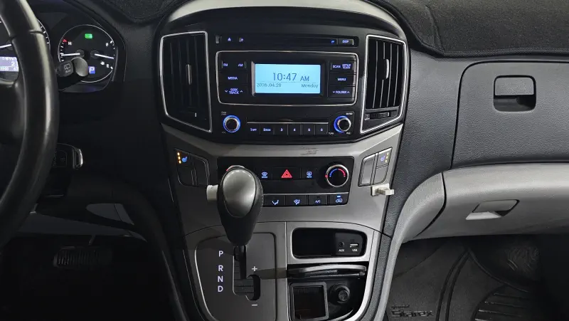 Hyundai Grand Starex