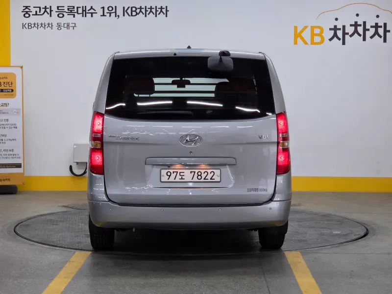 Hyundai Grand Starex