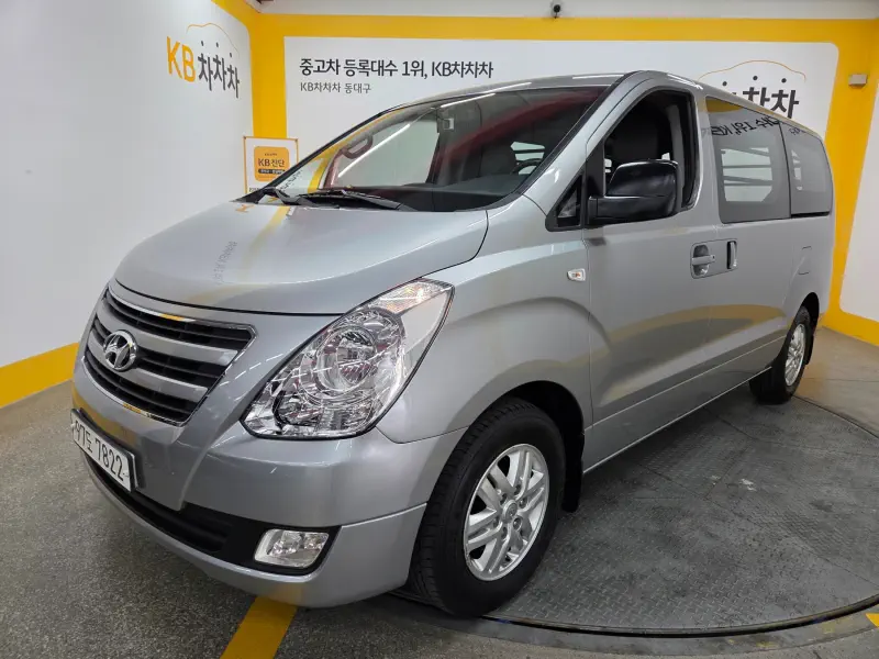 Hyundai Grand Starex