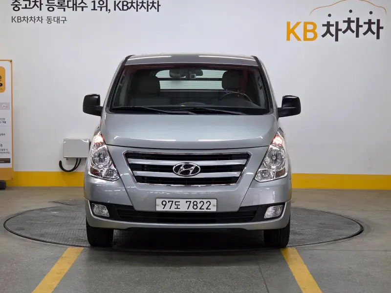 Hyundai Grand Starex