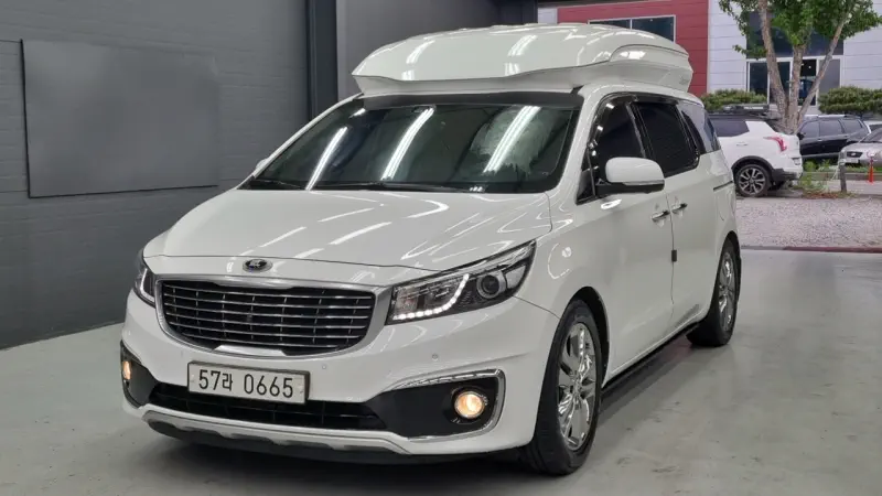 Kia Carnival