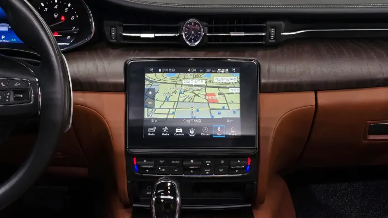 Maserati QUATTROPORTE