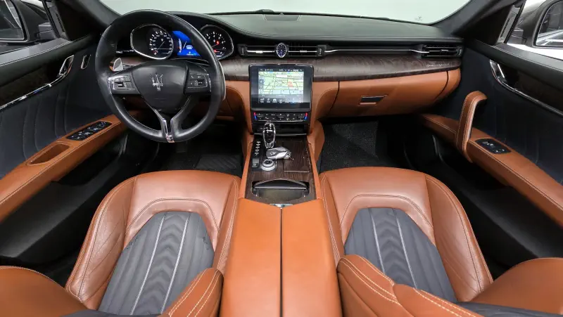 Maserati QUATTROPORTE