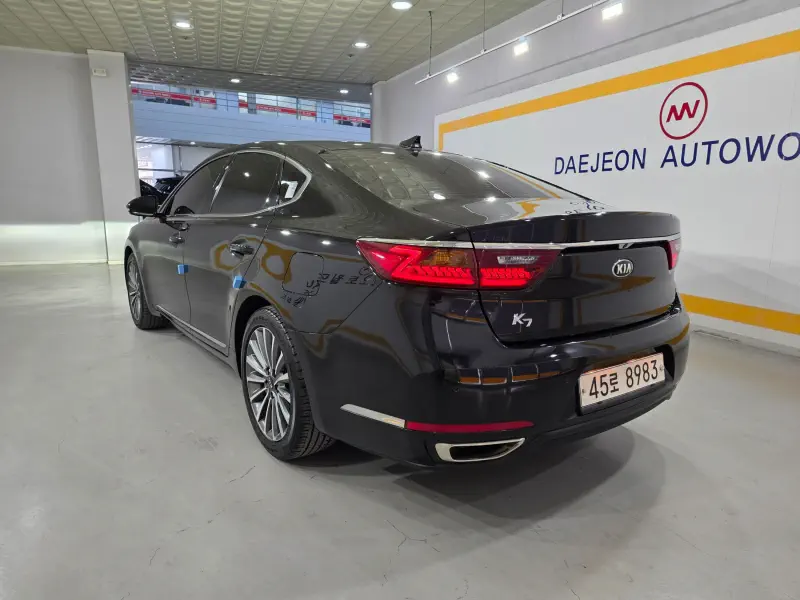 Kia K7