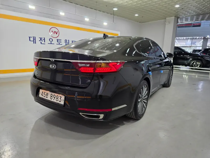 Kia K7