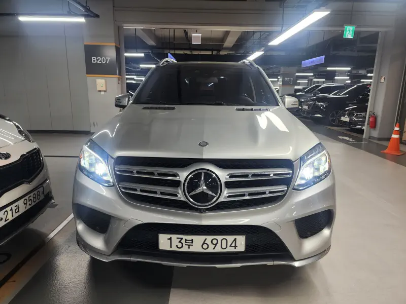 Mercedes-Benz GLS-Class