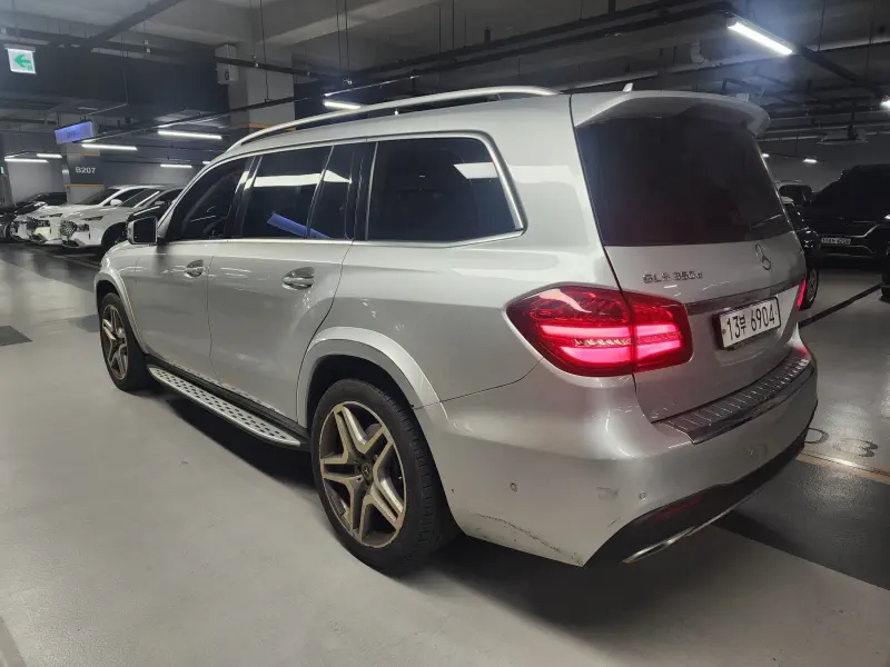 Mercedes-Benz GLS-Class